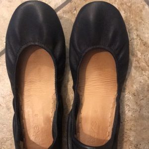 Tieks size 8